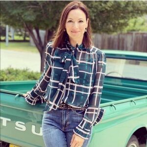 CAbi Dream Girls Cake Ruffle‎ Blouse 3948 Coquette Plaid Long Sleeve size Medium